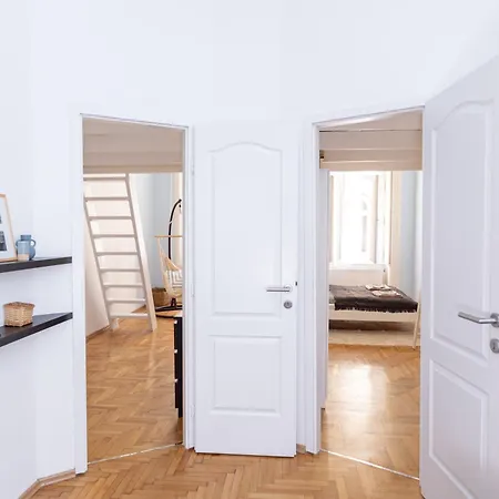 Rivercity Dob Hideaway Apartment *