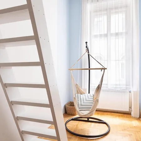 Rivercity Dob Hideaway * Budapest